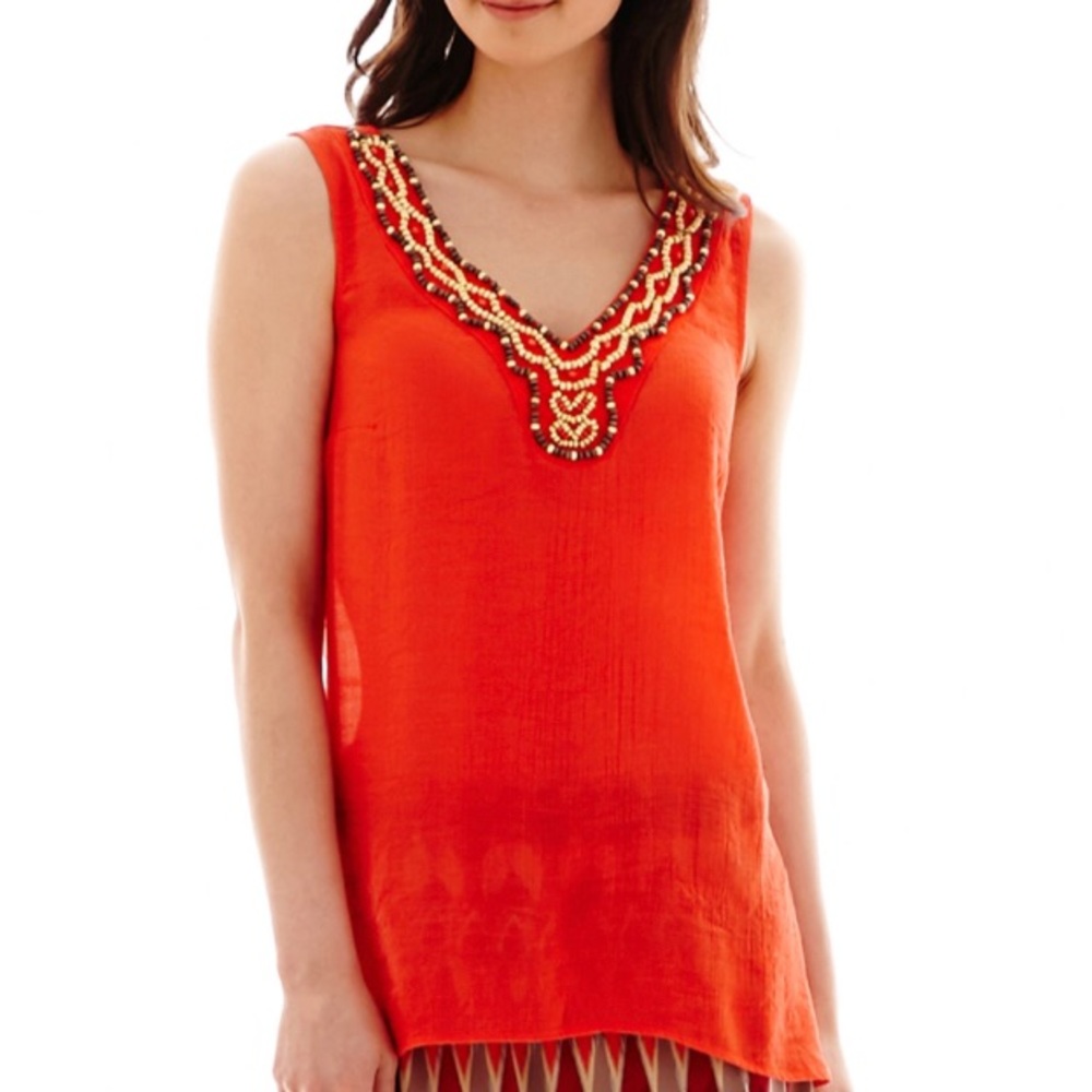 AGB Woman Beaded Neckline Gauze Sharkbite Tank